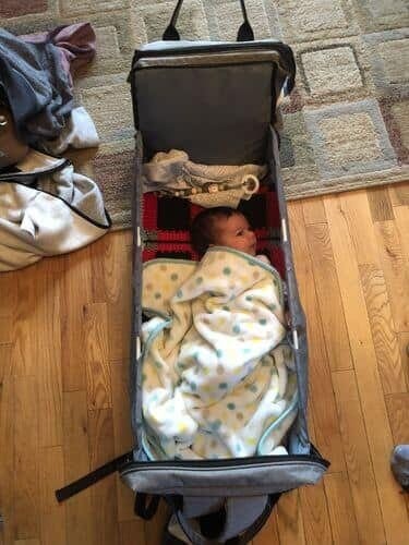 Customer photo review of Nomade™ - Sac à dos à langer avec lit bébé intégré