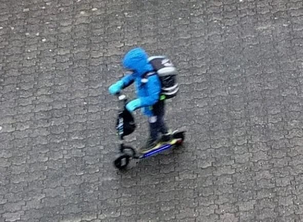 Customer photo review of Gyroor H40 E-Scooter für Kinder und Jugendliche Alter 8-14