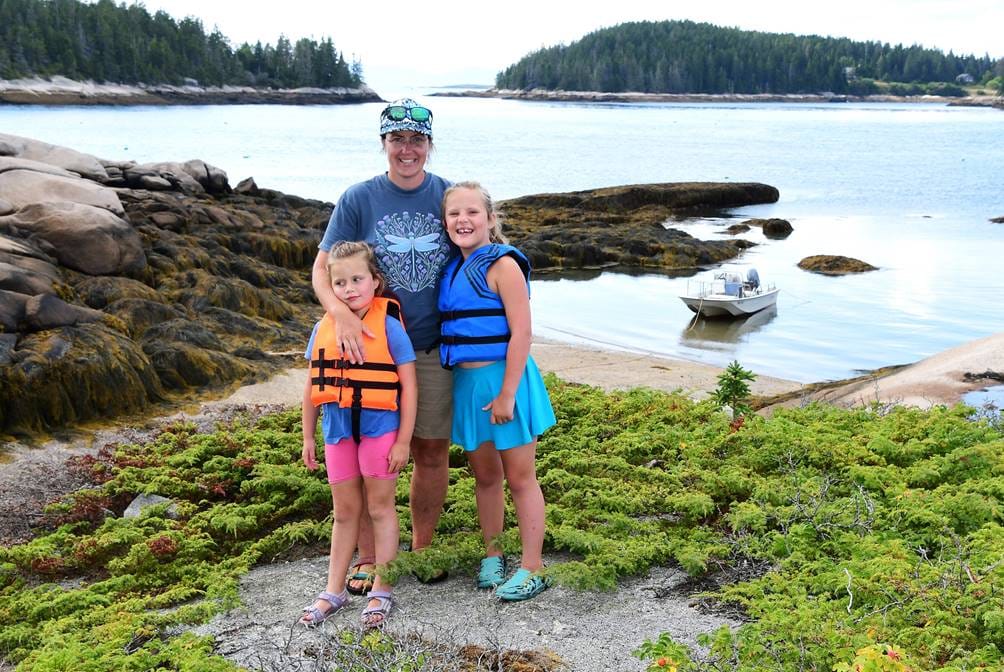 Customer photo review of Dragonfly Thistle T-Shirt