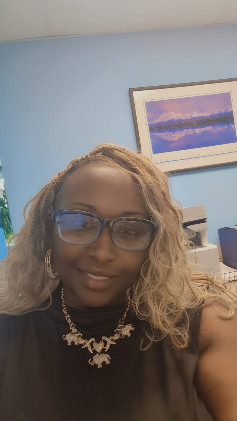 Customer photo review of Freetress Pre-Looped Crochet Braids - 3X BORA BORA BRAIDS 12"- Boho Style