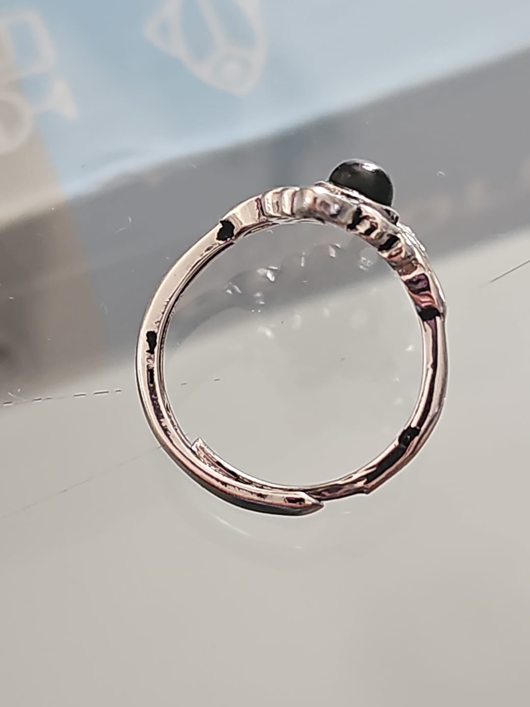 Customer photo review of Bague Ajustable "Énergie Mystique" - Noeud de Sorcière & Obsidienne