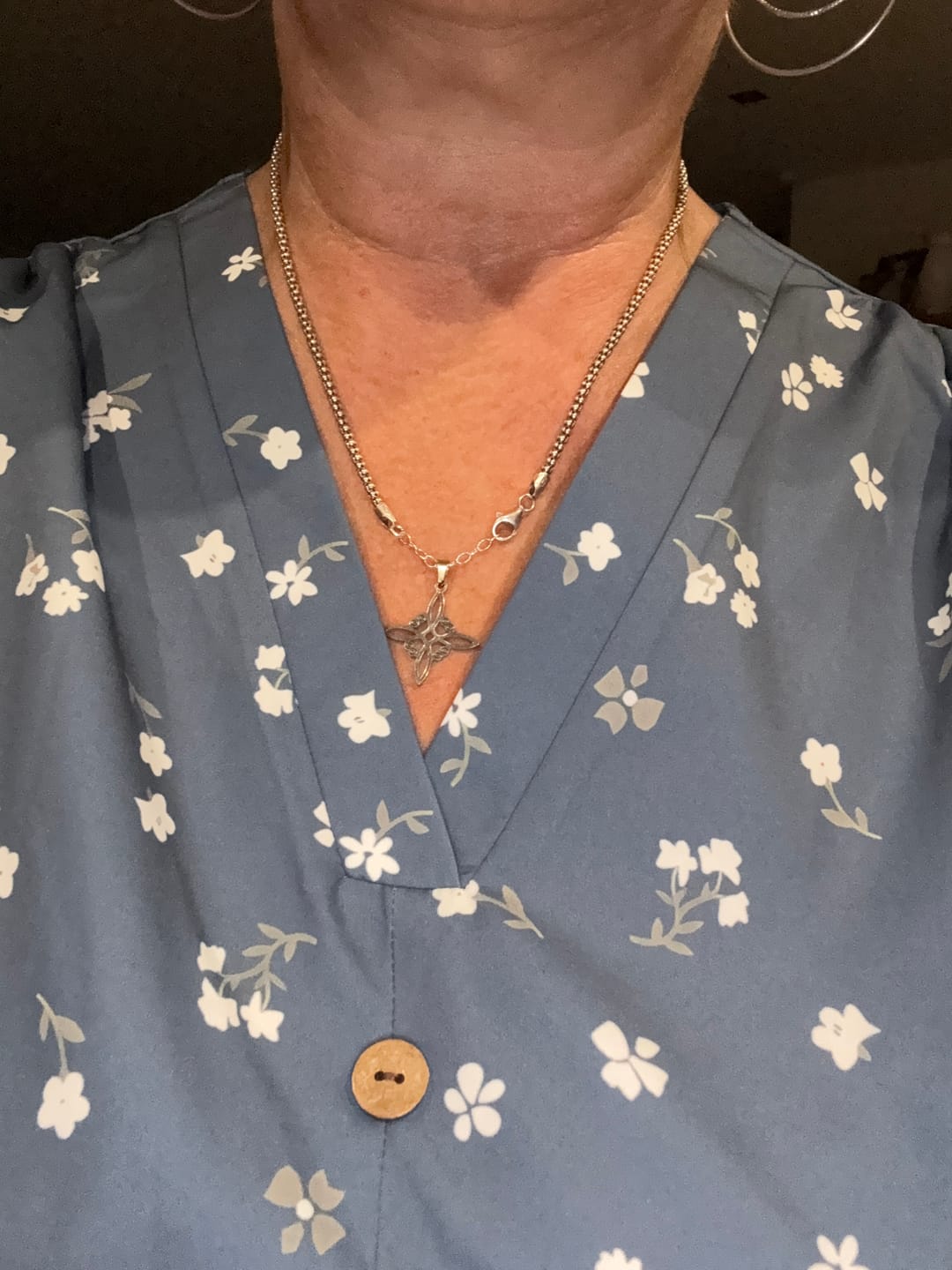 Customer photo review of Collier "Bouclier Mystique" - Noeud de Sorcière