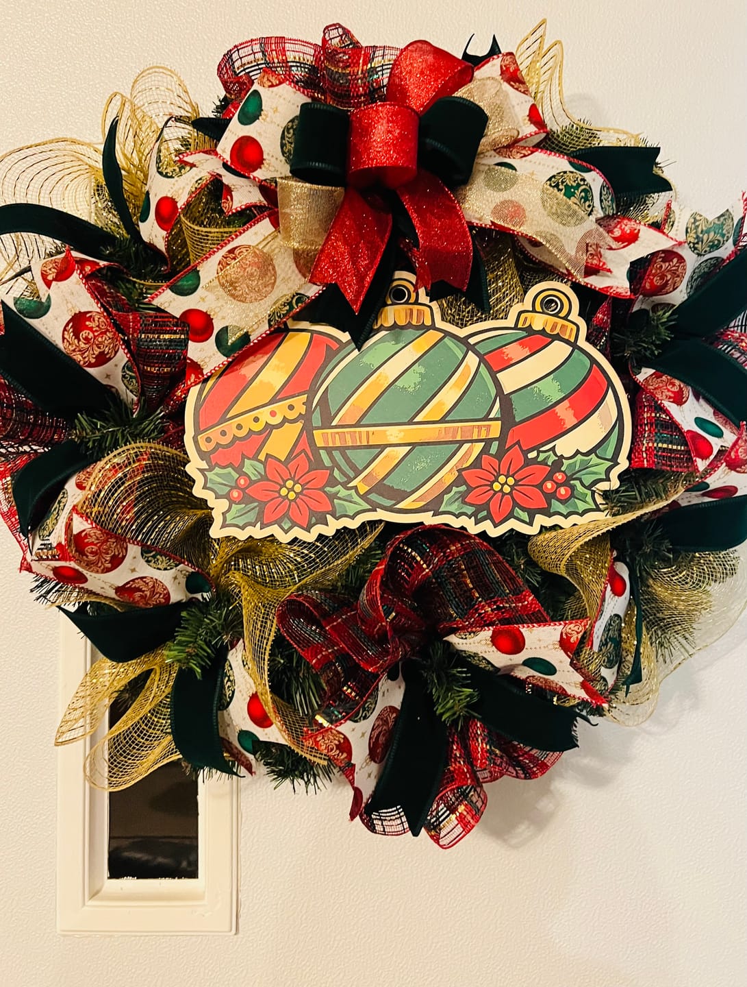 Customer photo review of Striped Christmas Ornaments Sign, PS-W-0113, 12in Sign For Wreath, Wood Wreath Sign