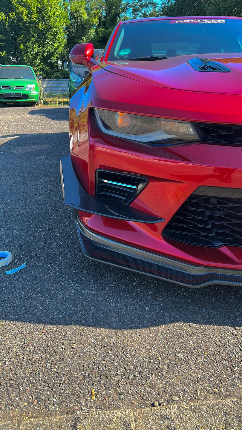 Customer photo review of 2016-2018 Camaro SS Carbon Fiber Front Bumper Canards