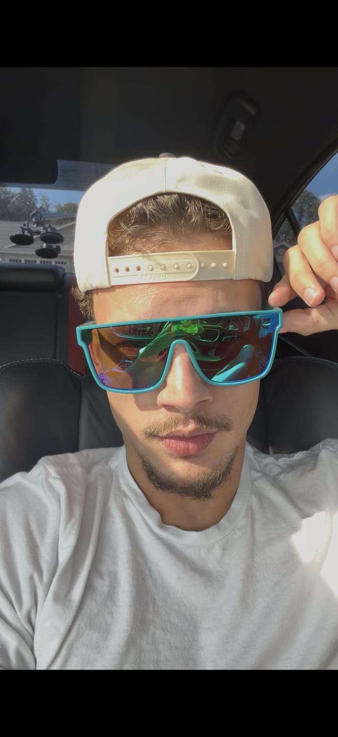 Customer photo review of 80Eighty® Polarized Bay Sunglasses