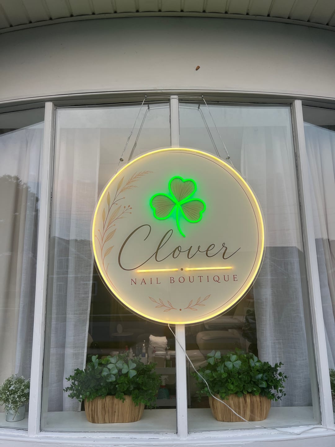 Customer photo review of Custom Neon: Clover