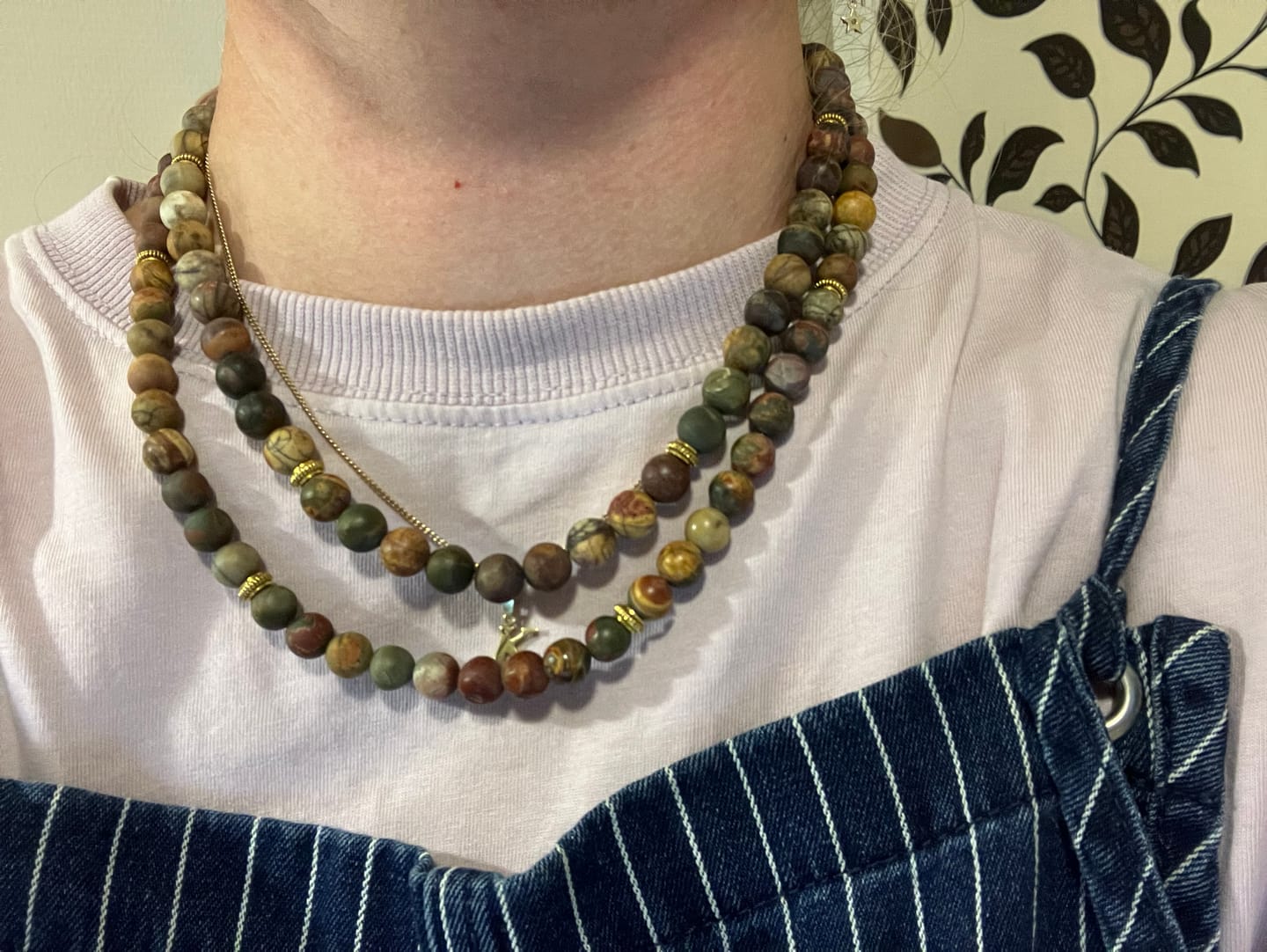 Customer photo review of Buddha Stones 108 Mala Perlen Picasso Jaspis Stein Mut Energie Armband