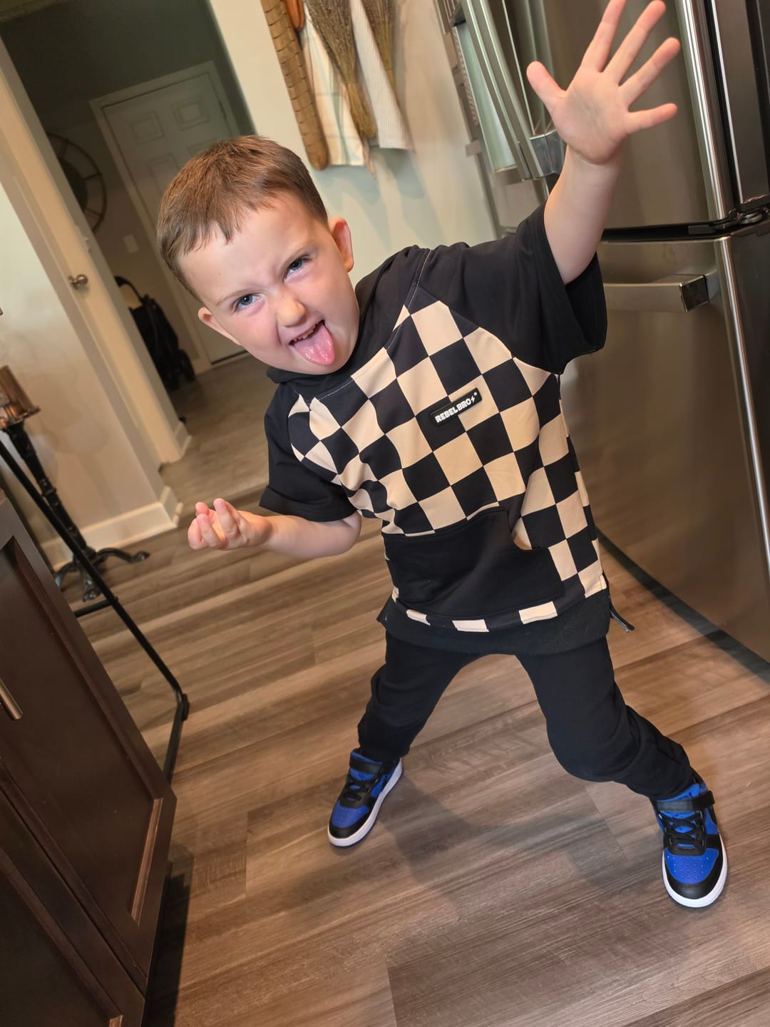 Customer photo review of Short Sleeve Hoodie in Taupe + Black Checkered