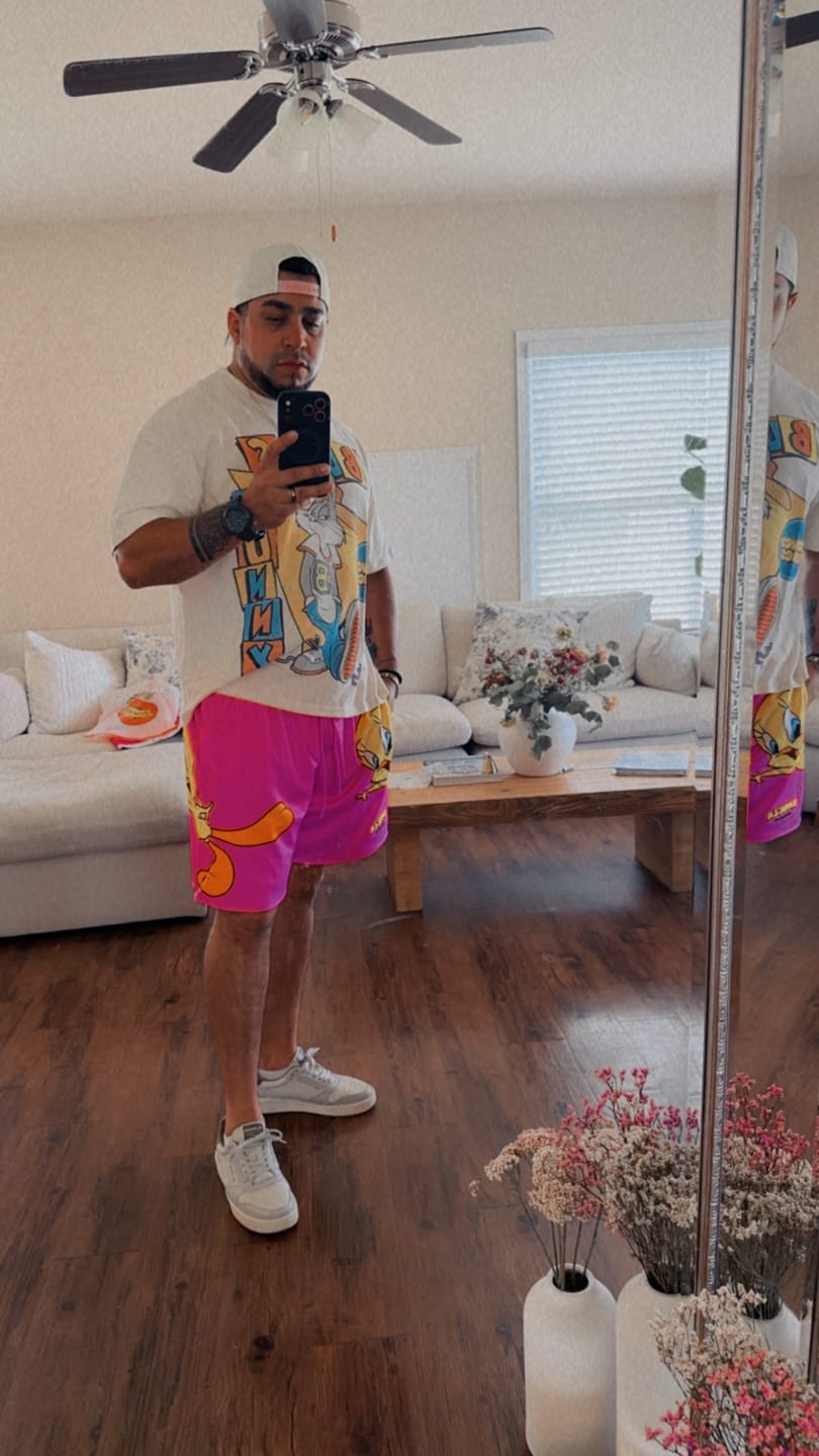 Customer photo review of 1098 - Looney Tunes Basketball Shorts