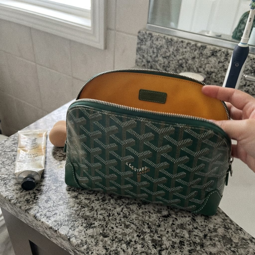 Customer photo review of Lustre Luxe Pouch