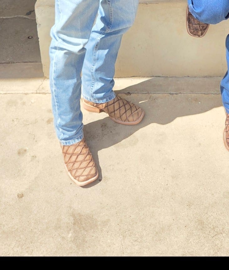 Customer photo review of Matte Tan Pirarucu Leather Boots - Square Toe