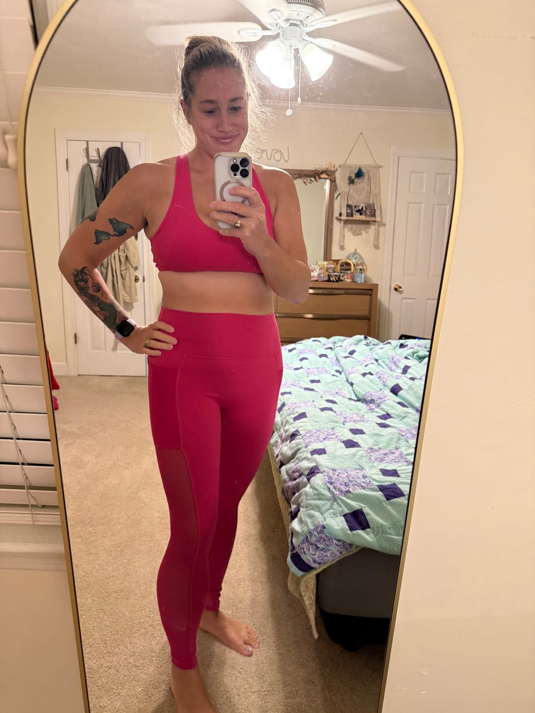 Customer photo review of DAYDREAM Performance Full Length Legging Mesh Side Panels and Pockets