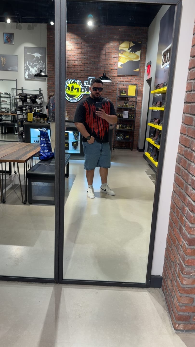 Customer photo review of 4156 - Revenge Tees Spring '25