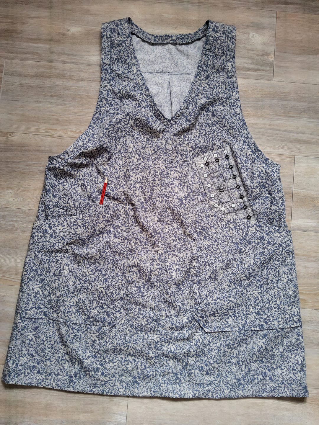 Customer photo review of Pima Cotton Lawn - Weavers Floral - Navy