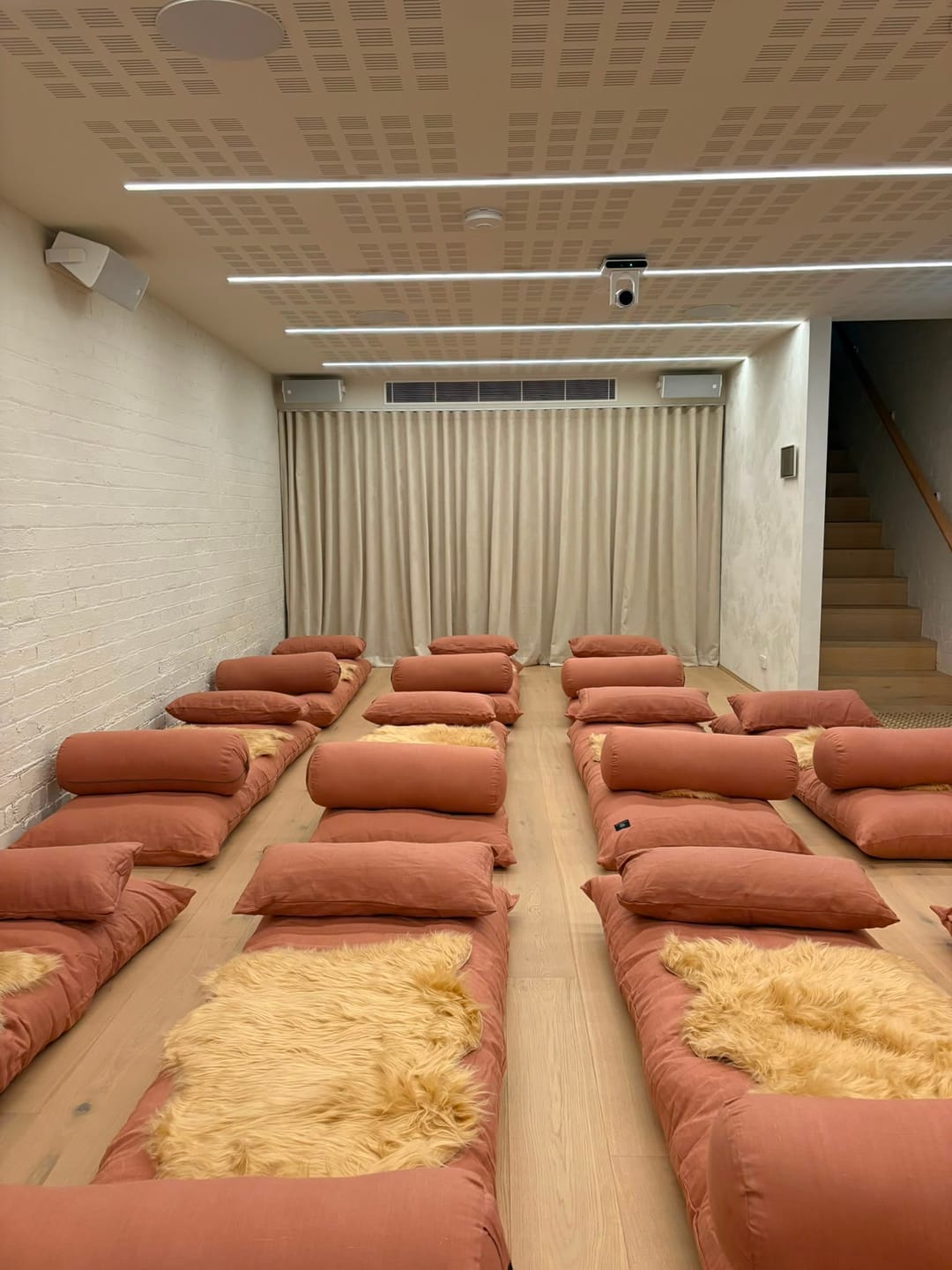 Customer photo review of Yoga Nidra and Meditation Futon Bundle - Mocha Linen