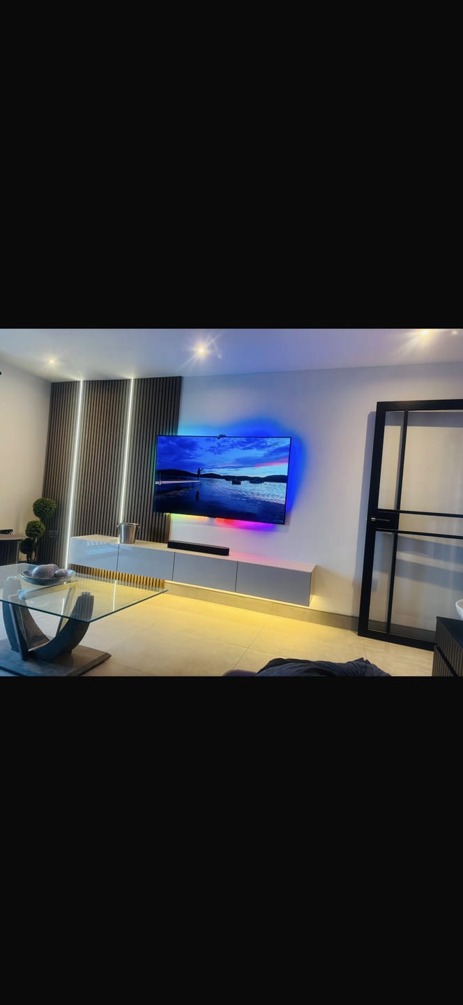 Customer photo review of Premium LED light kit 4 x 240cm LED Light Strips