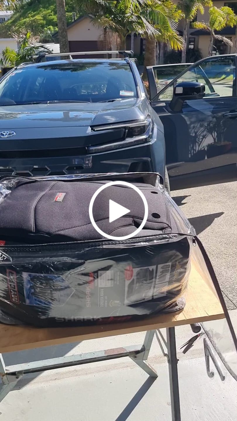 Customer video review of Sharkskin Custom-Fit Toyota RAV4 2019+ 3D TPE All-Weather Floor Mats