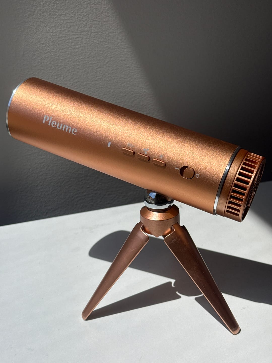 Customer photo review of Pleume™