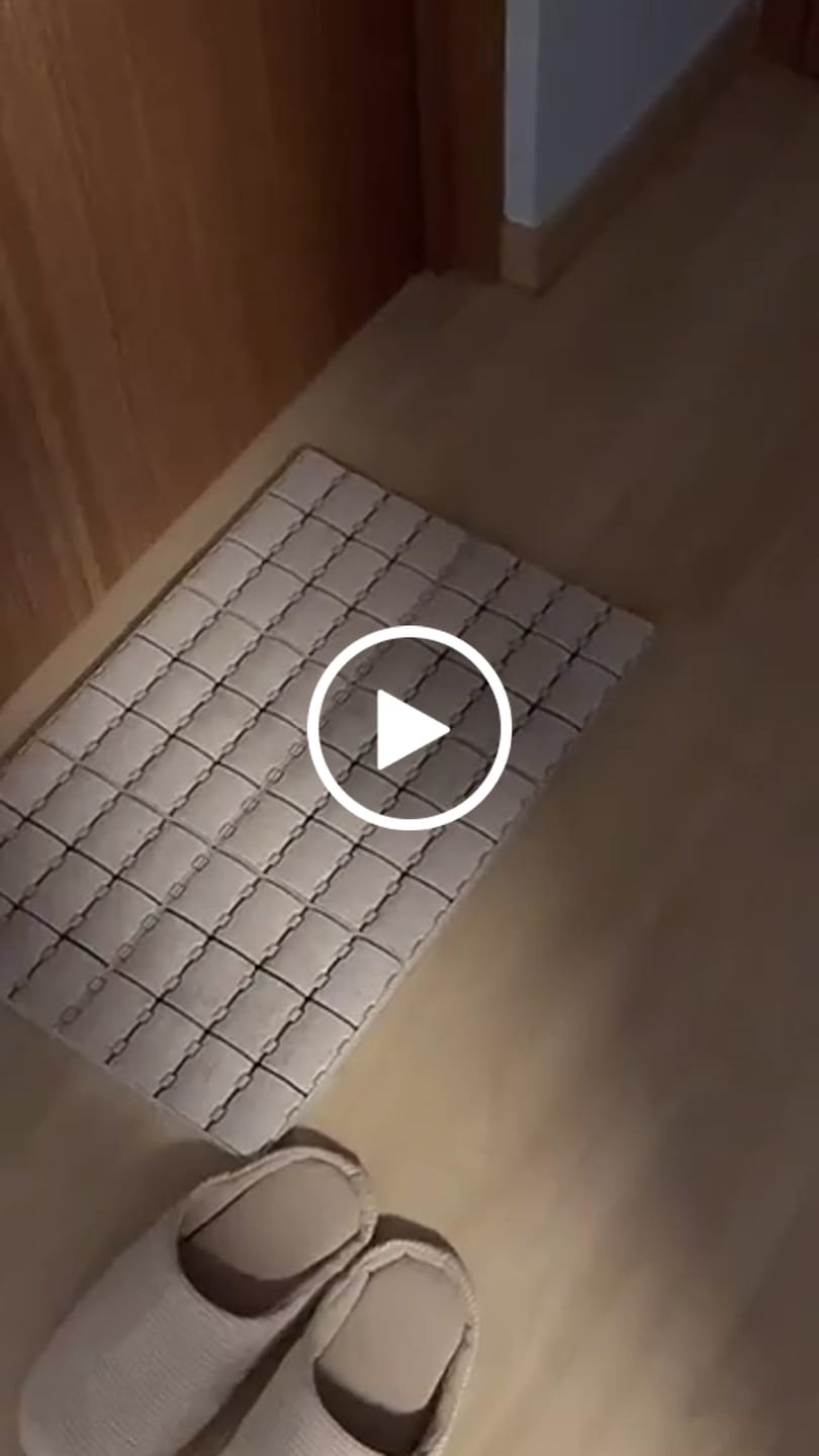 Customer video review of Diatomite Modular Bath Mat