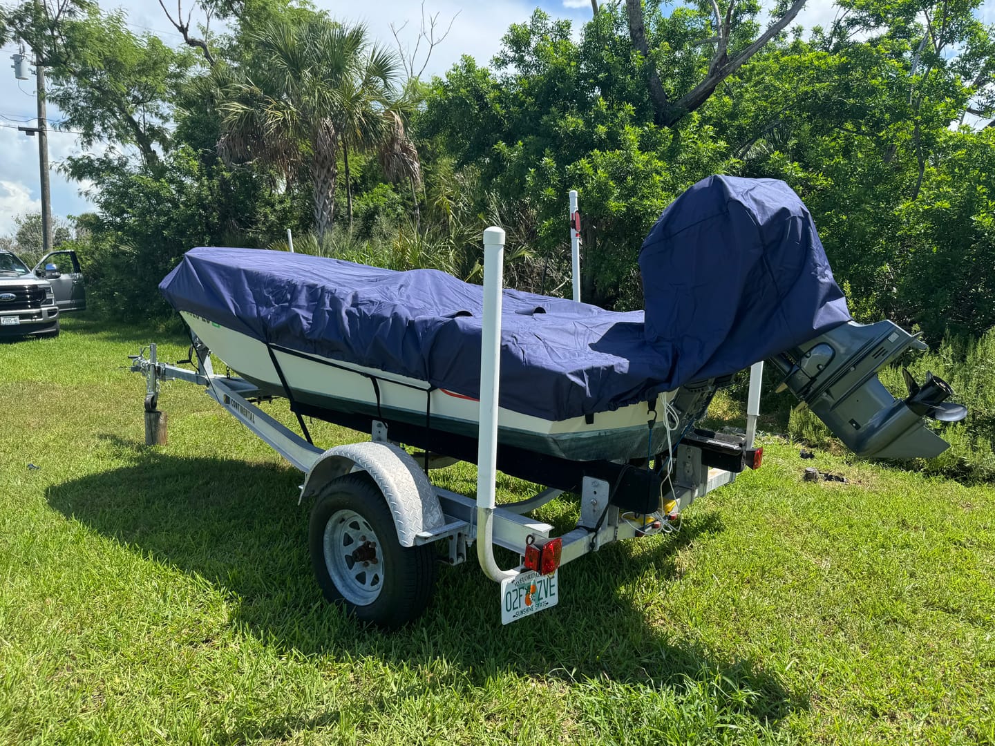 Customer photo review of Boston Whaler Classic 13' Custom-Fit Boat Cover (1958-1999)