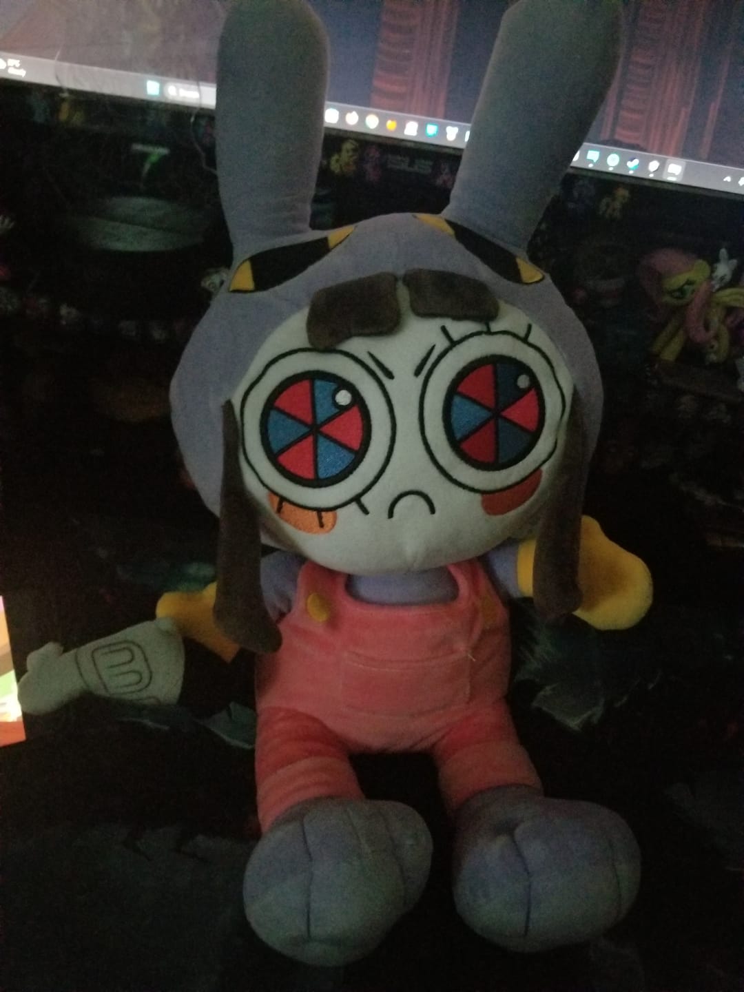 Customer photo review of Jax-Suit Pomni Plush