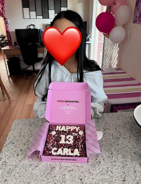 Customer photo review of Birthday Brownie · Mini