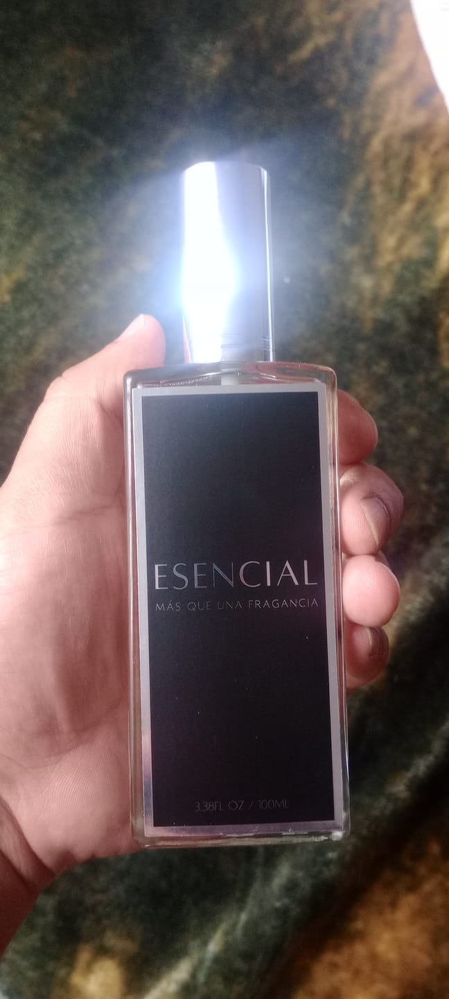 Customer photo review of H300 Inspirado en: Ombré Leather Parfum - Tom Ford