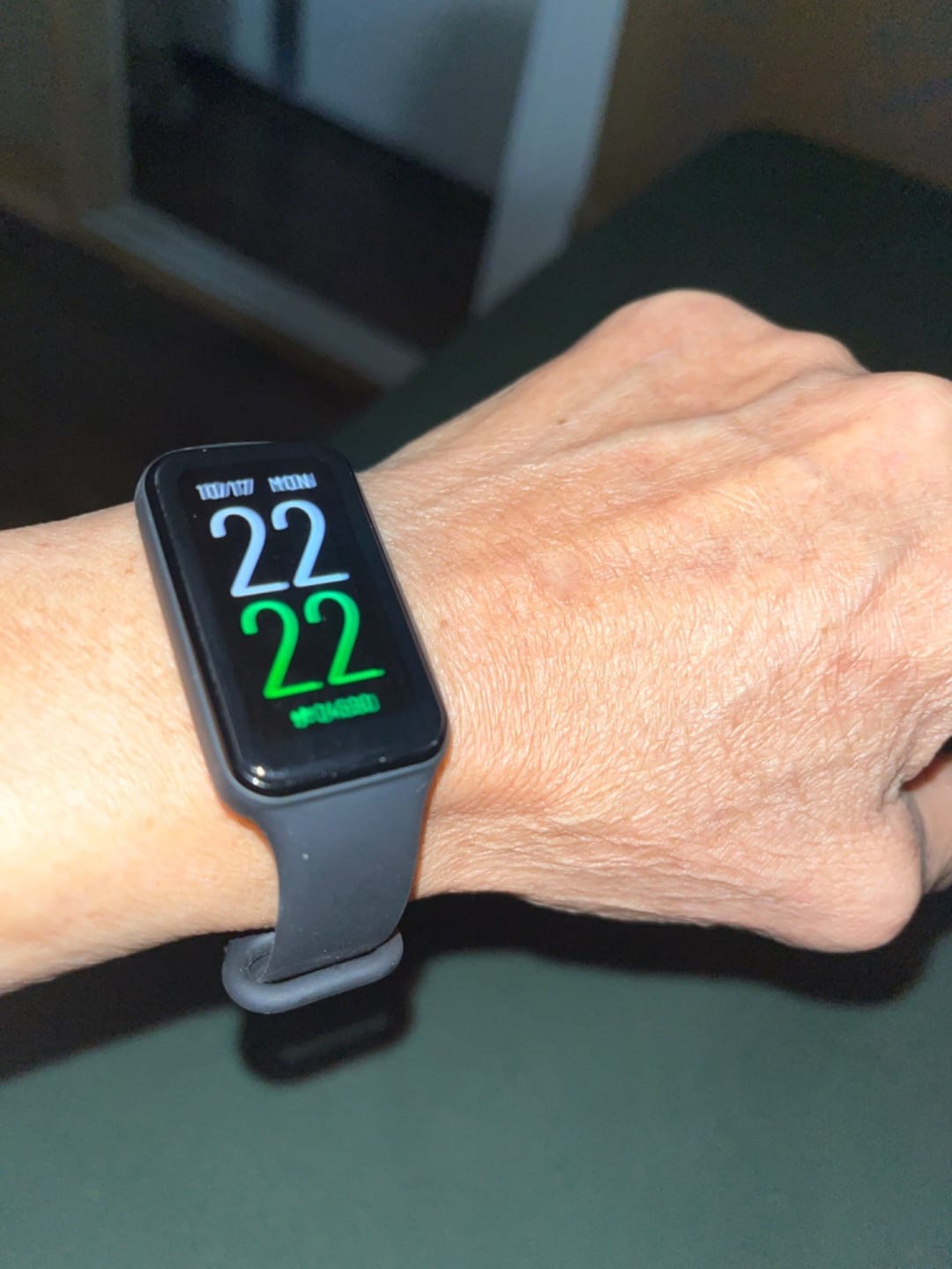 Customer photo review of Band 7