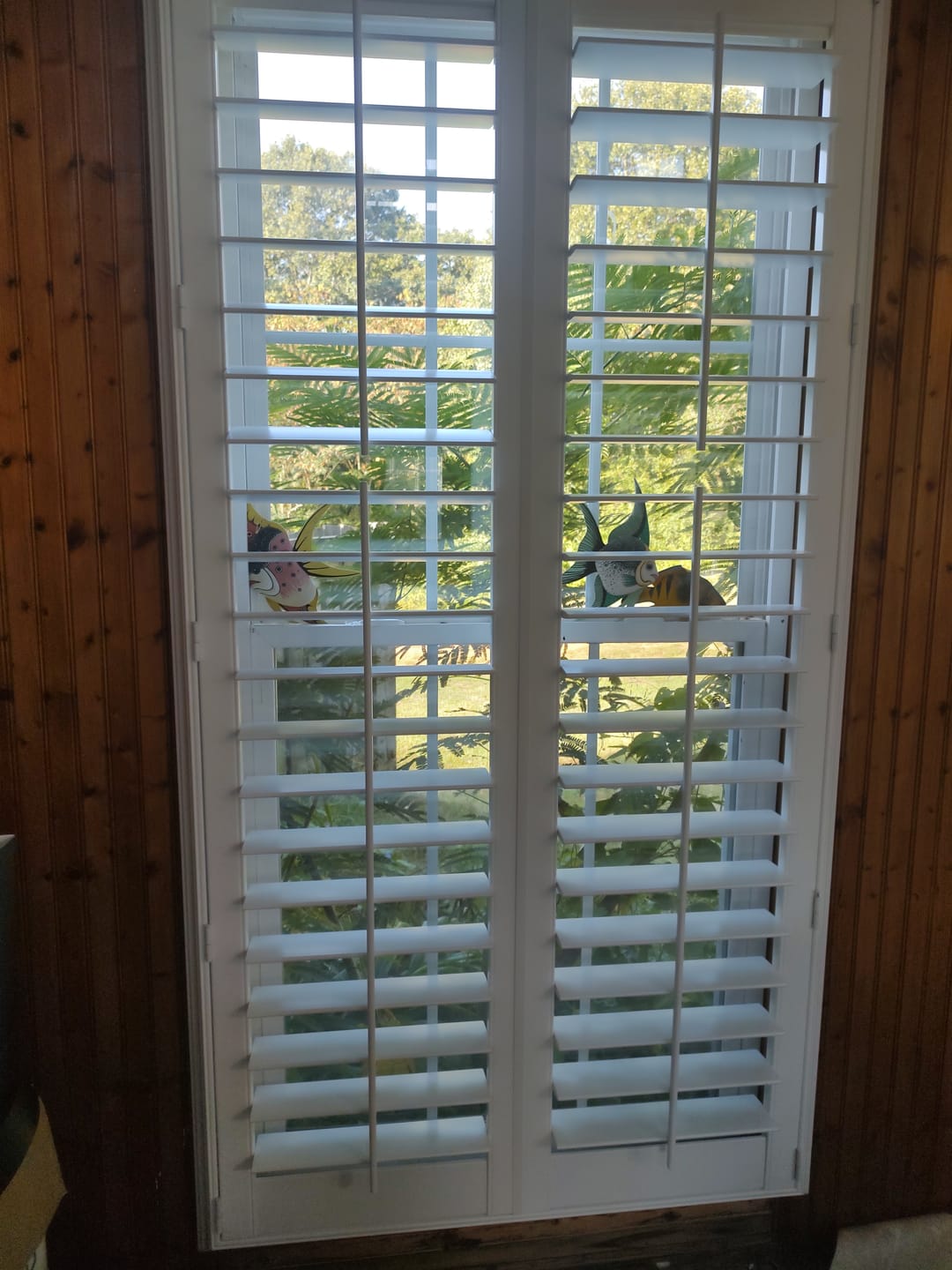 Customer photo review of Hybrid Wood Plantation Shutter