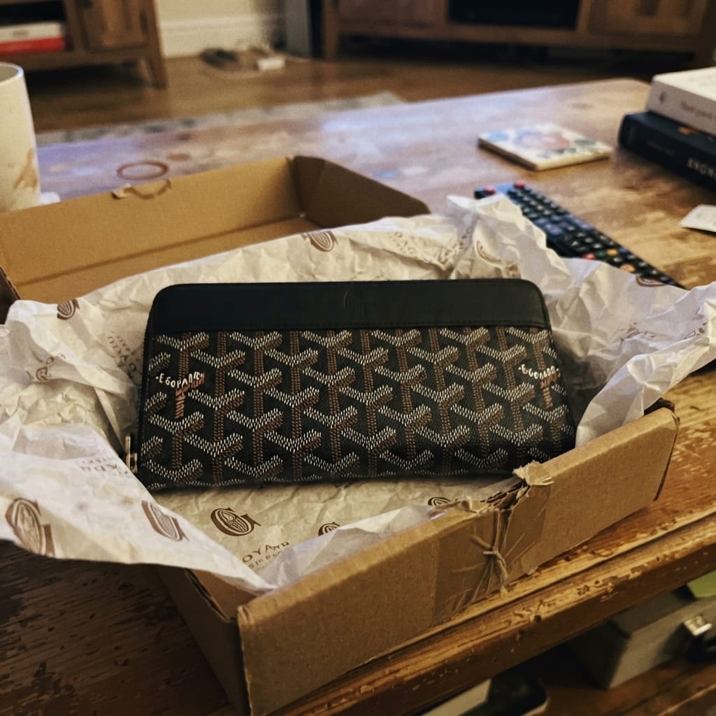 Customer photo review of Deluxe Leather Wallet