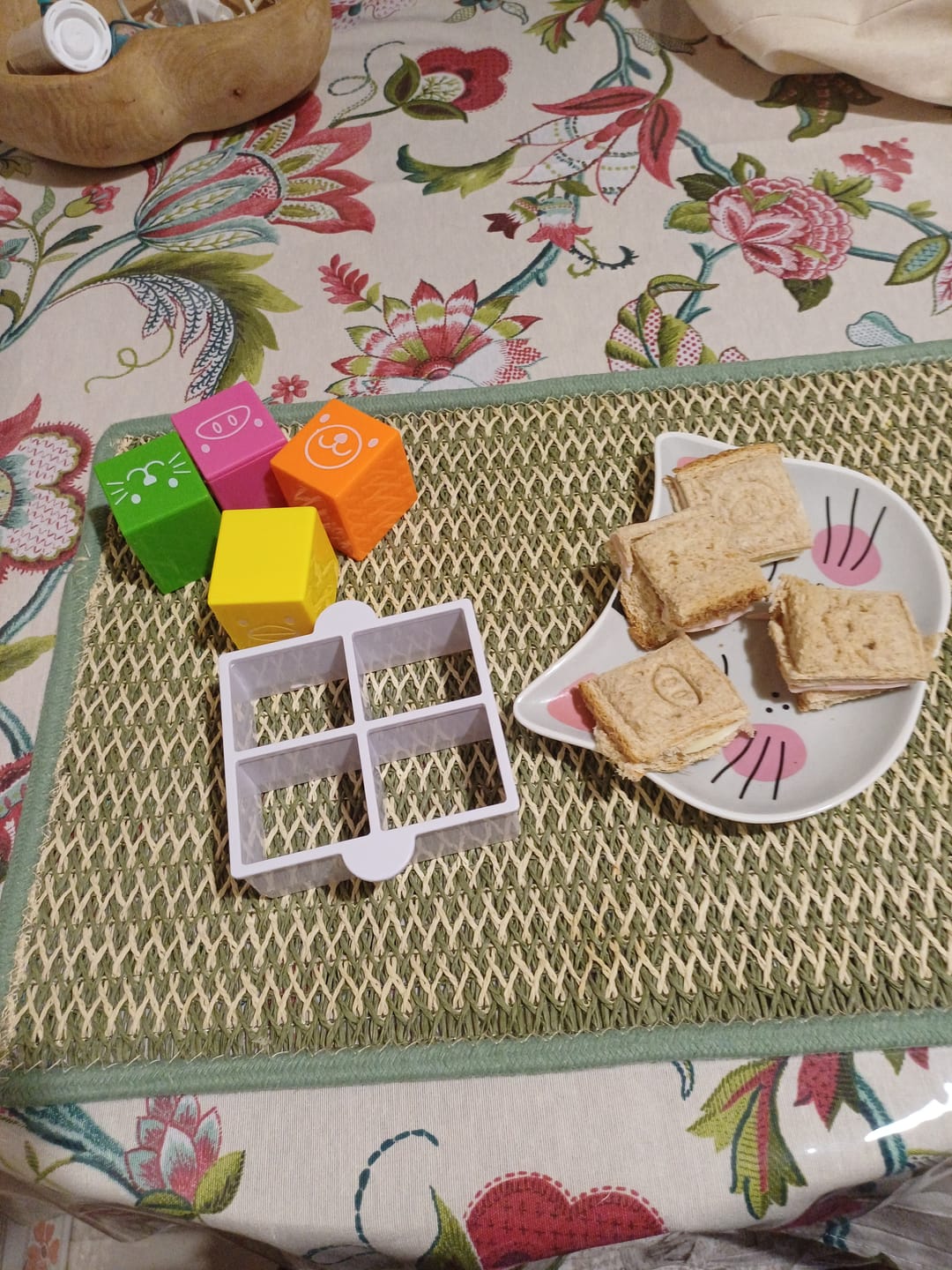 Customer photo review of Animal Cube Sandwich Stamps