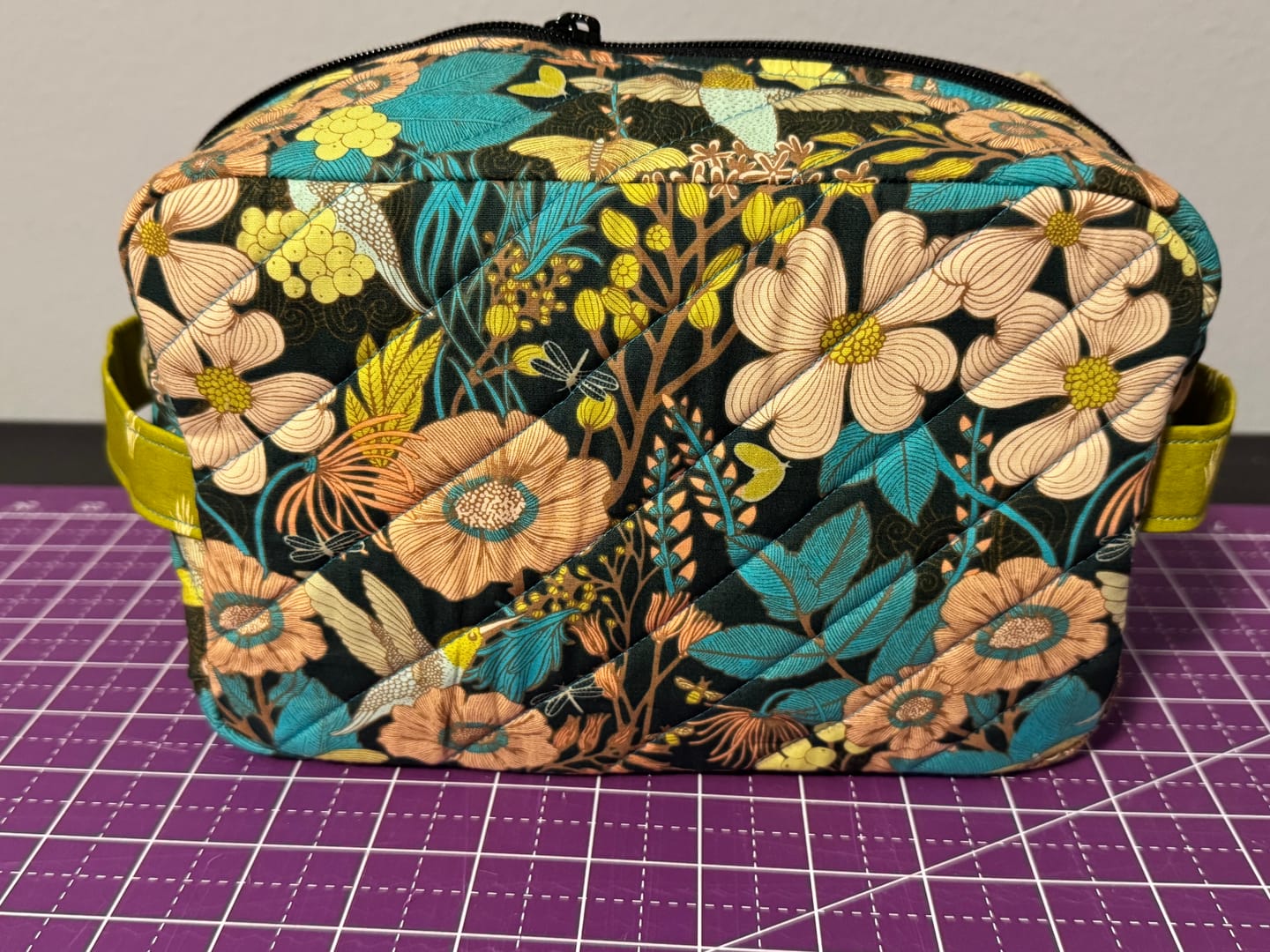 Customer photo review of She Sew Seams Ambassador Box