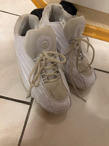 Customer photo review of "Hot Step" Sneaker