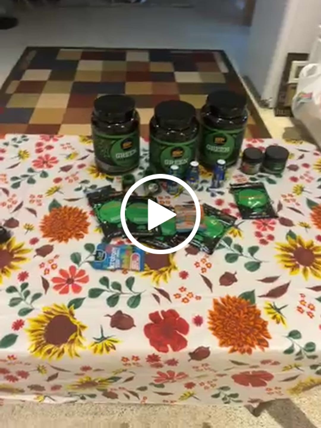Customer video review of EXP Premium Green Maeng Da Blend Kratom Powder - Lab Tested