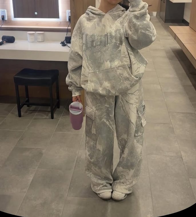 Customer photo review of W2230 - Camo Cargo Joggers