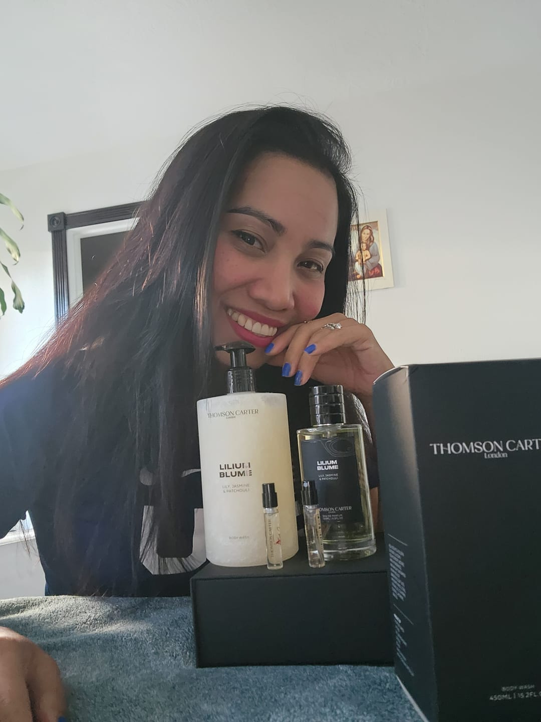 Customer photo review of Rouge Avenue | Eau de Parfum | 2ml