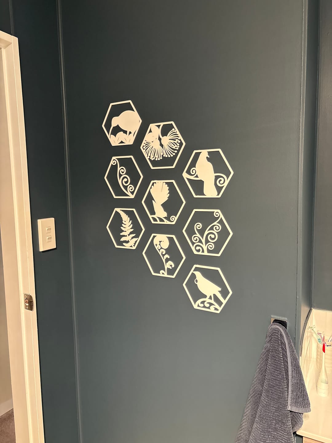 Customer photo review of Hexagon Kiwiana Tile Set
