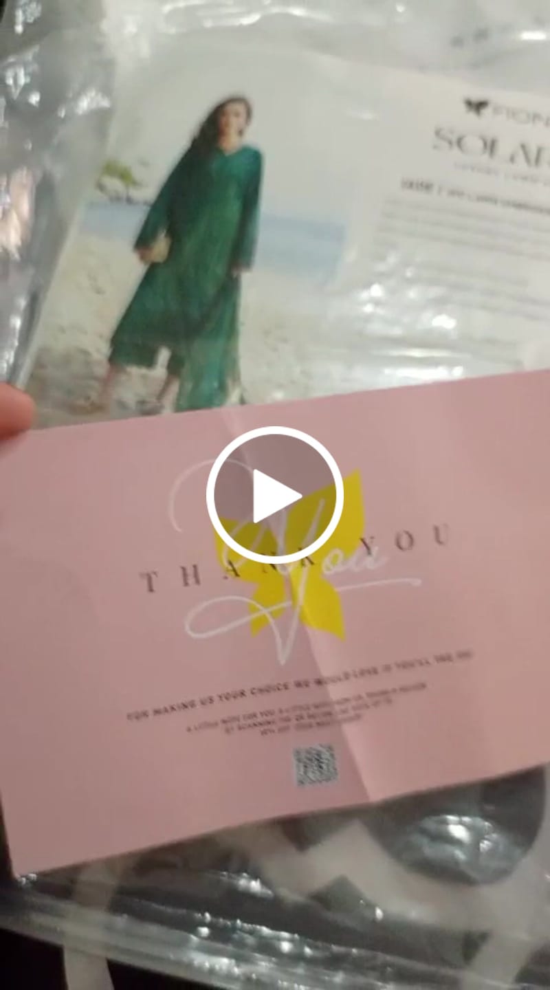 Customer video review of Jade