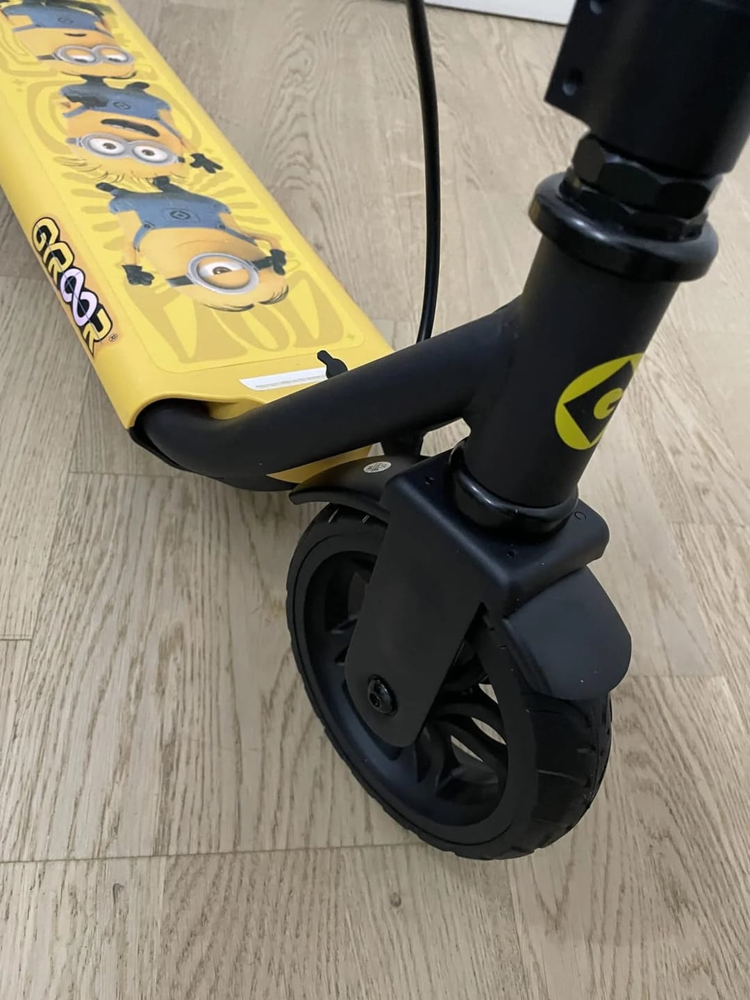 Customer photo review of Minions | Gyroor Kinder-Elektroroller 180W mit einstellbarer Höhe und Geschwindigkeit