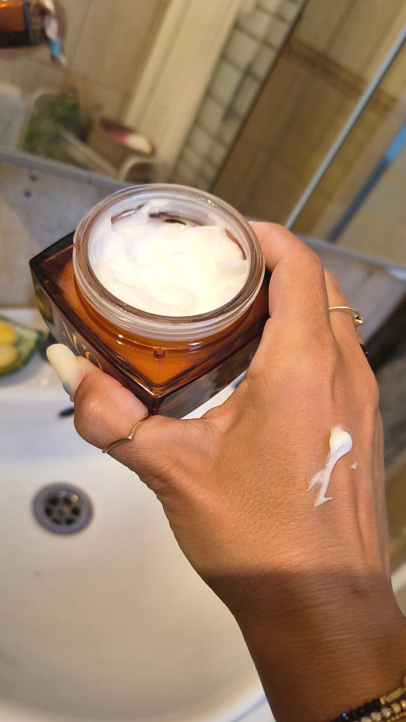 Customer photo review of Crema cu Mucina de Melc