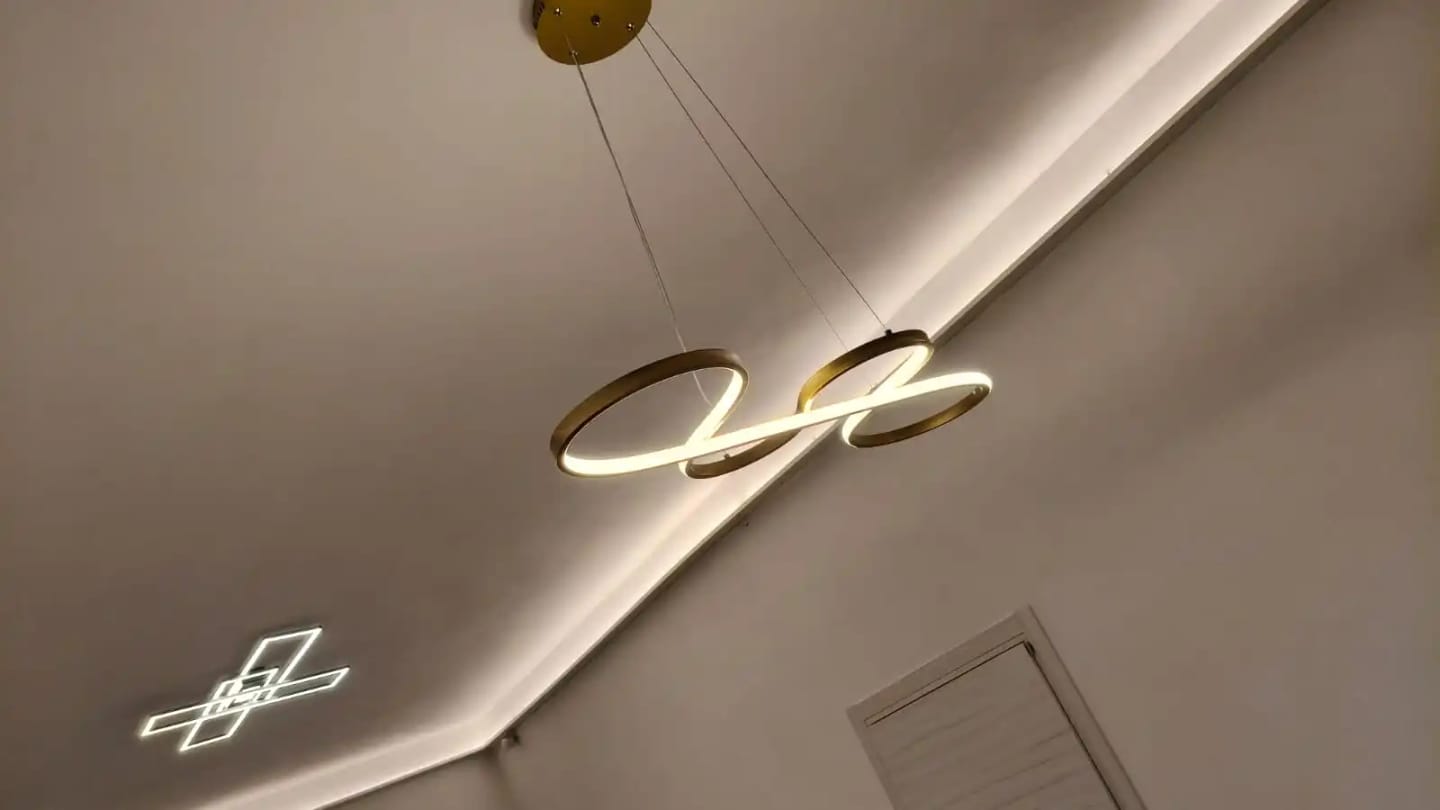 Customer photo review of Modern Kitchen Island Pendant Light LED Linear Bar Dining Remote Dimmable Adjustable Hanging Lamp