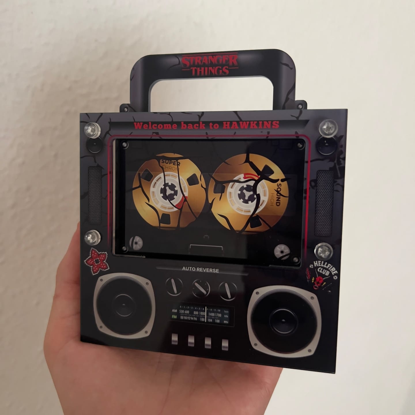 Customer photo review of Hawkins Box