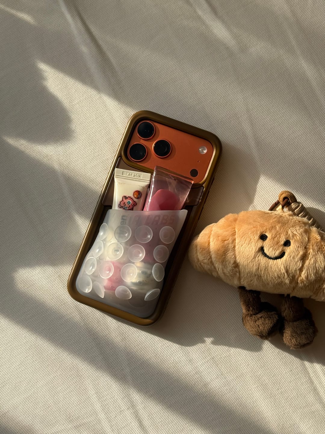 Customer photo review of Octo Pouch - iPhone 16