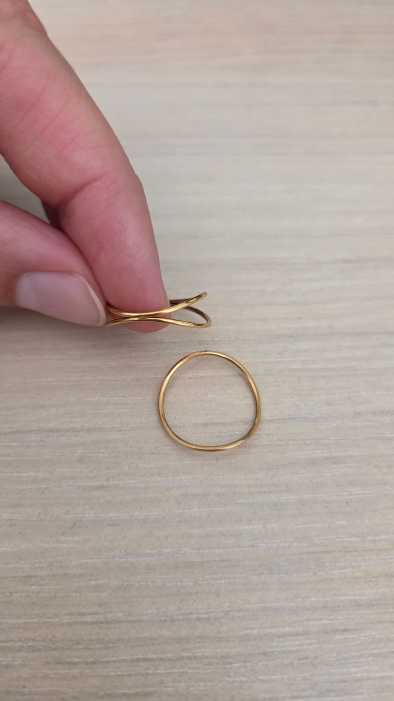 Customer photo review of Gold Infinity Loop Ring