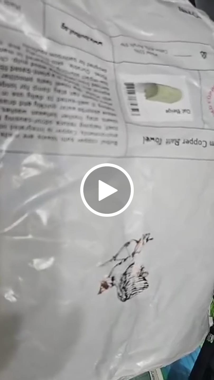 Customer video review of Premium Copper Bath Towel | Antibacterial