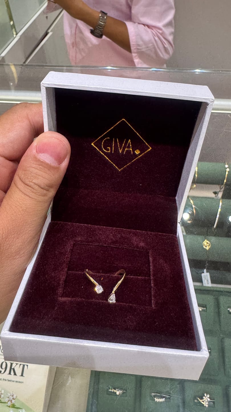 Customer photo review of Golden Gleam Dream Ring