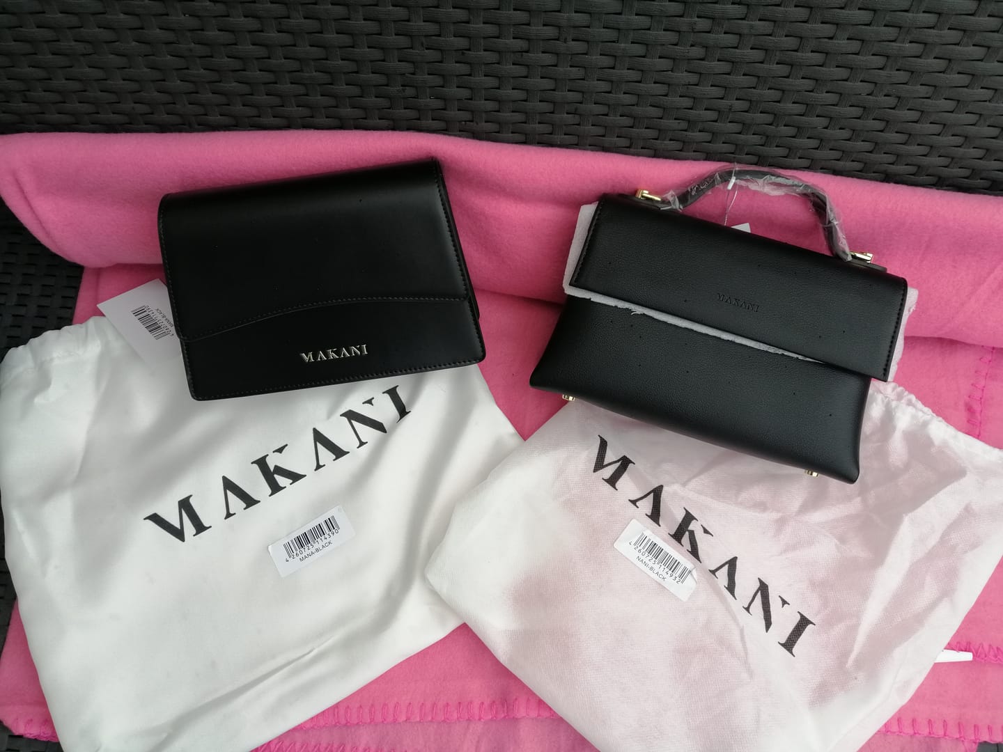 Customer photo review of MANA - BLACK