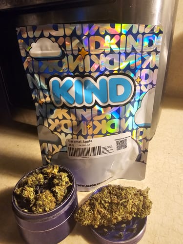 Caramel Apple - 28 Grams - Hybrid photo review