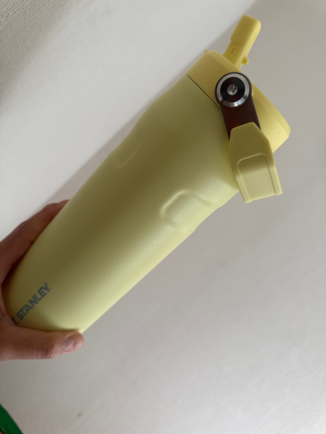 Customer photo review of Botella Térmica Flip Straw 2,0 Aerolight Pomelo | 710 ml