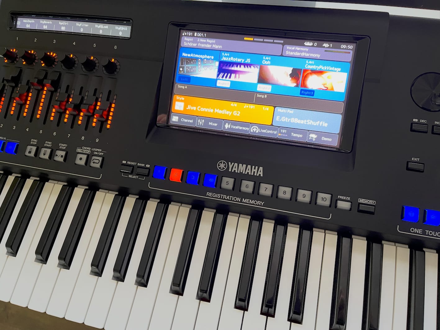 Customer photo review of Jive Hit Medley Connie Francis (Keyboard-Style)